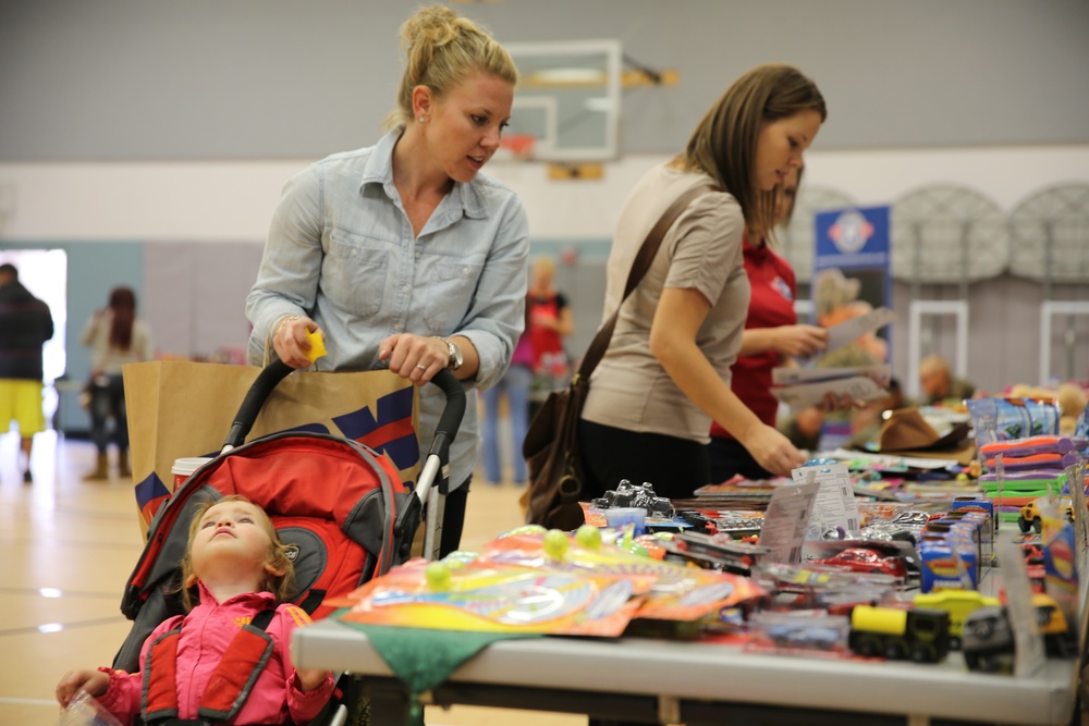 Combat Center families participate in OHF toy giveaway
