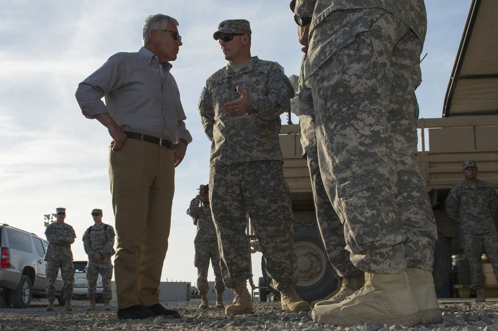SecDef visits Kuwait