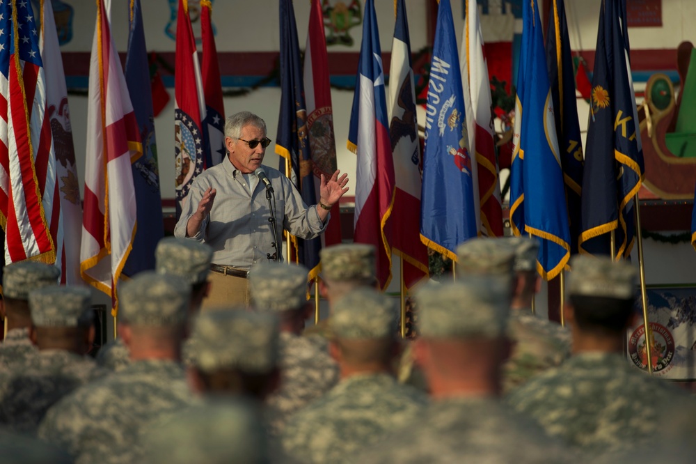 SecDef visits Kuwait
