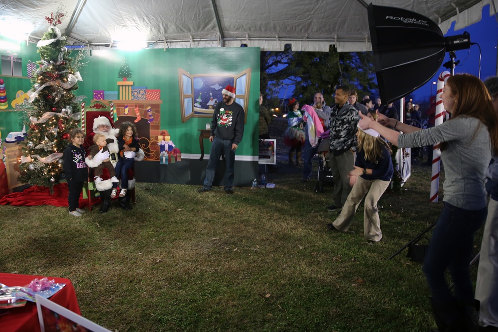 15th annual Christmas tree lighting spreads holiday cheer