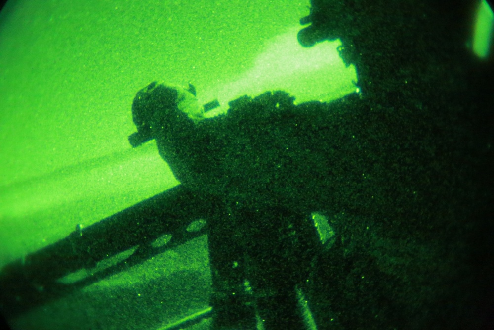 15th MEU Marines conduct TRAP mission
