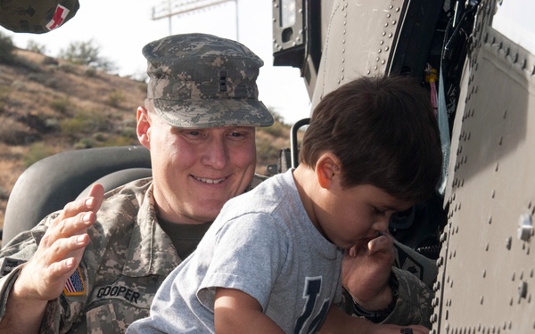 Arizona Guard community Expo highlights strong military-civilian bonds