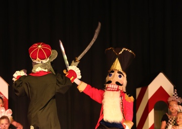 New Bern Ballet Company spreads Christmas cheer, performs 'The Nutcracker'