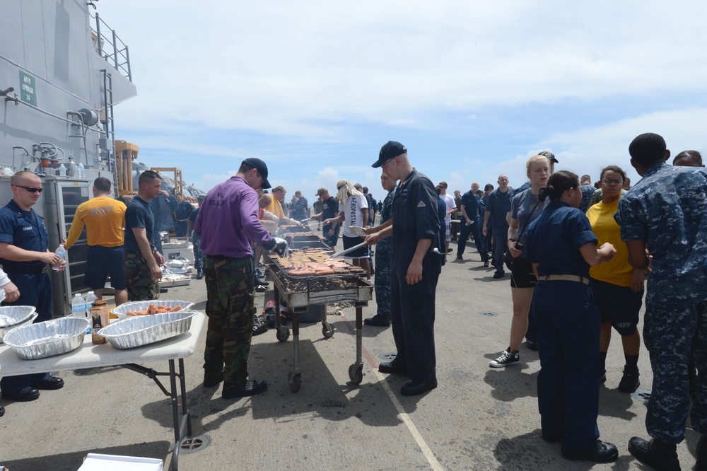 USS Bonhomme Richard steel beach picnic