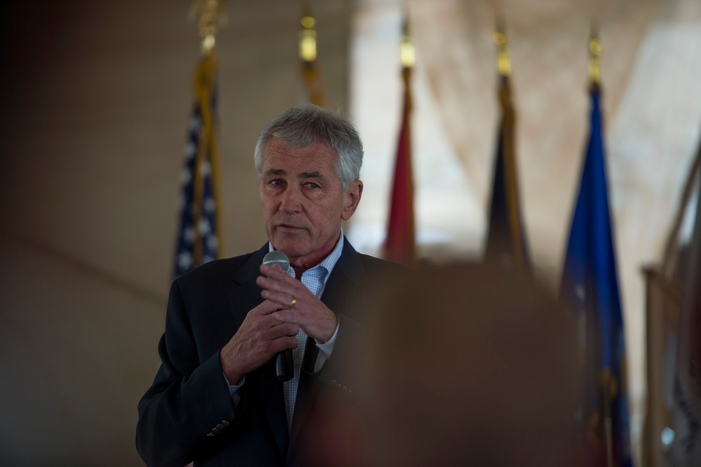 SecDef visits Iraq