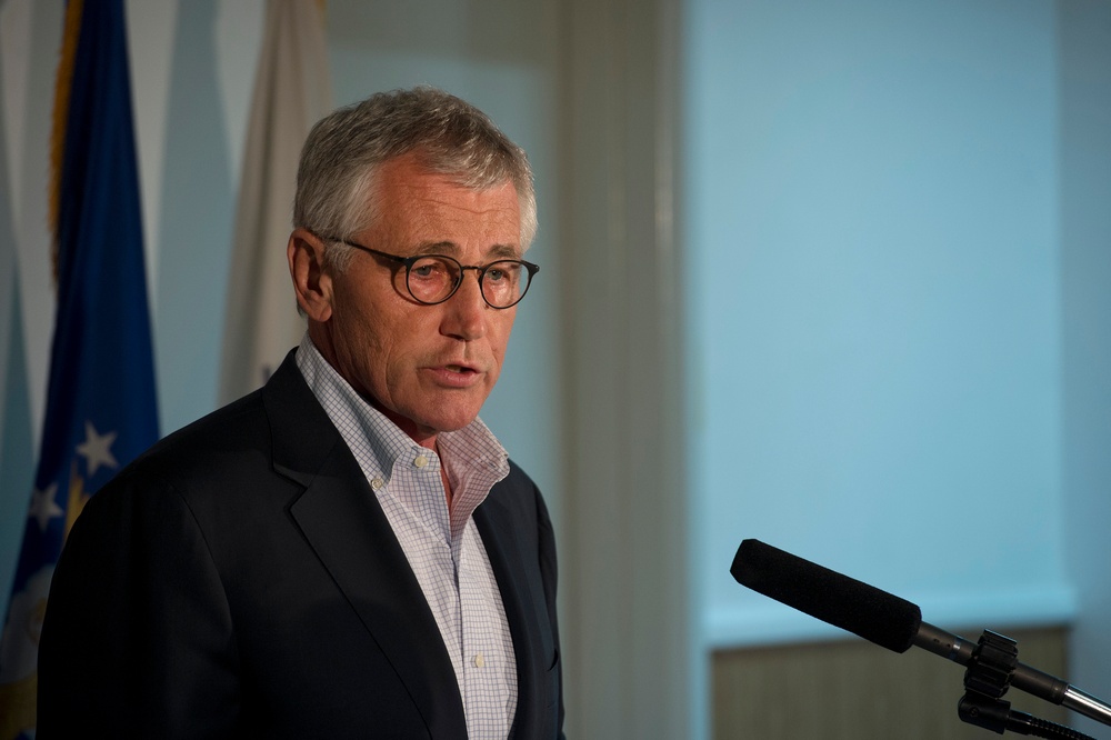 SecDef visits Iraq