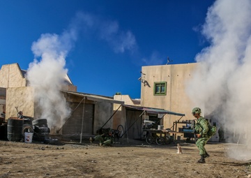 Marines with 1/5 and the 7th Singapore Infantry Brigade team up for exercise Valiant Mark 14.2