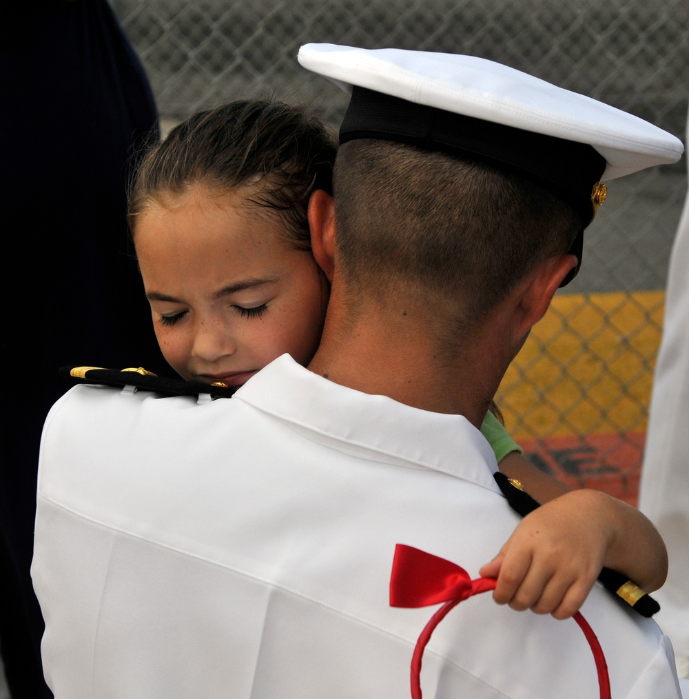 USS Paul Hamilton deploys