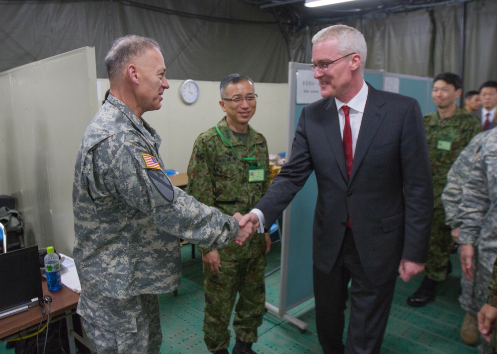 Australian ambassador visits YS-67