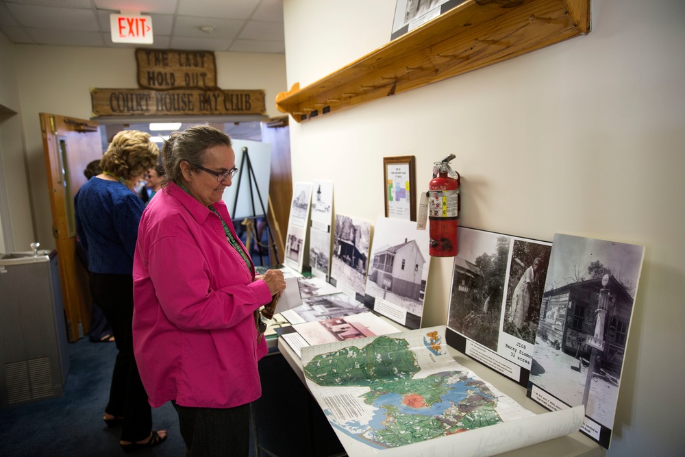 Former Camp Lejeune landowners return for reunion