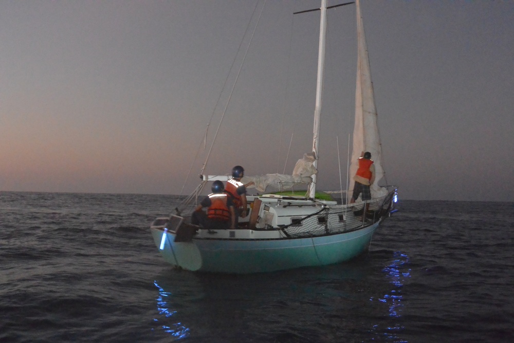 Mariner en route to Molokai after being lost at sea