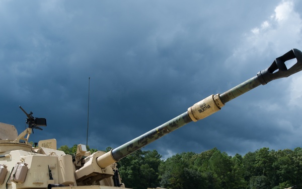 Kings of battle keep the fire: 1-9th FA fires its last rounds