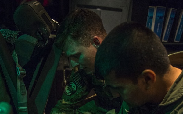 US Air Force helps Iraq develop airdrop capability