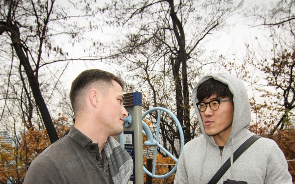 Friendship between U.S. Soldiers and South Korean students