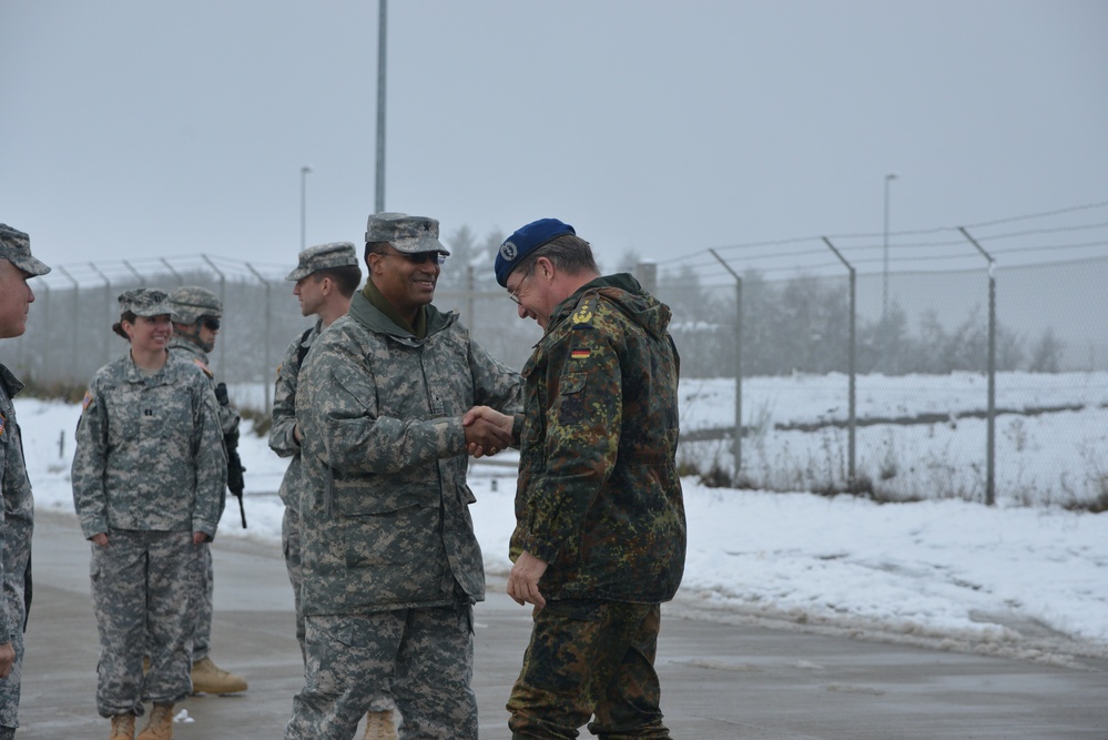 German 3 star general visits the Viper Pit