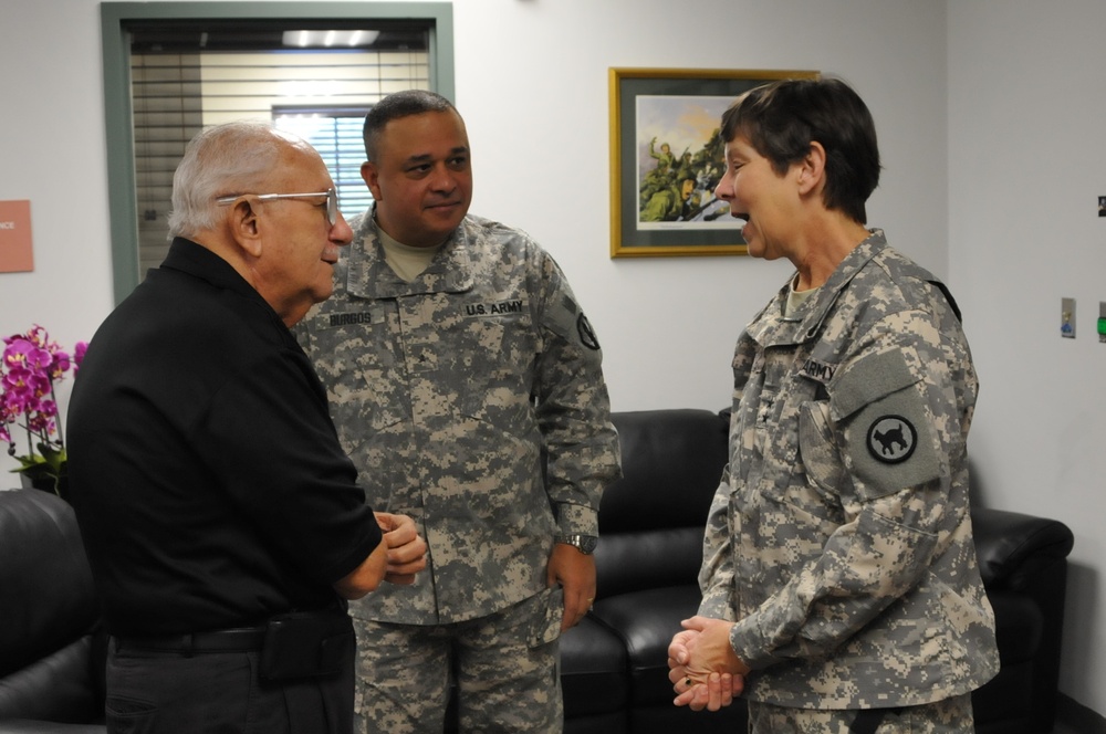 Maj. Gen. Cobb visits US Army Reserve-Puerto Rico