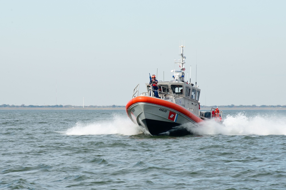 Coast Guard conducts tactical boat crew training