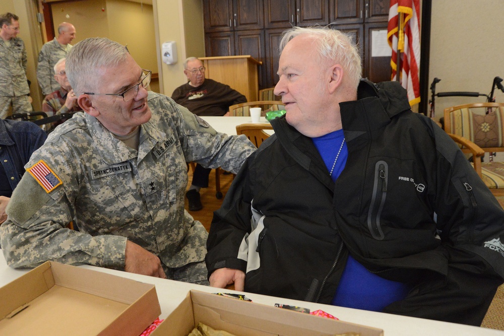 Guardsmen bring good tidings, cheer to North Dakota veterans home