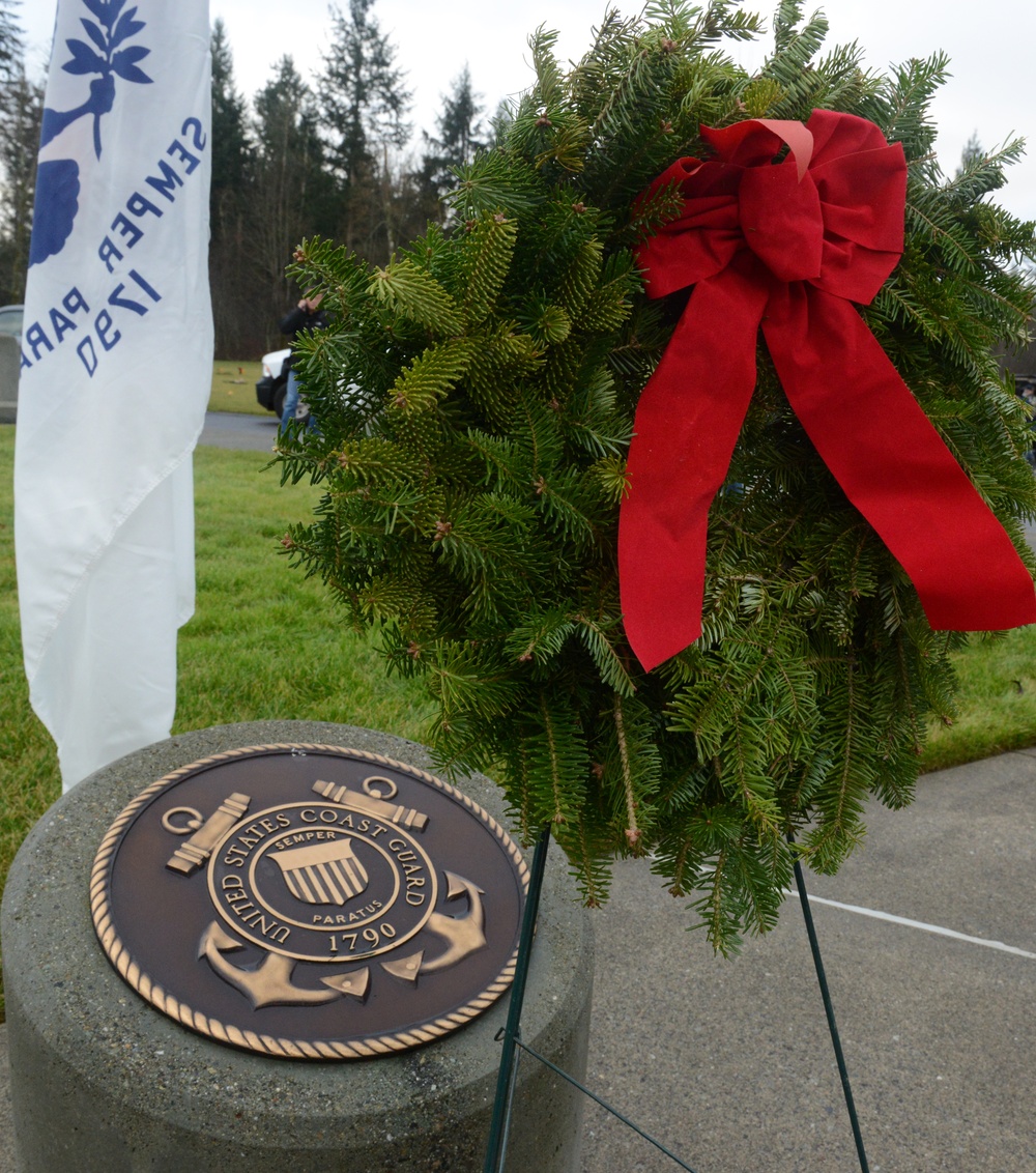 Coast Guardsman participates in Wreaths Across America ceremony in Kent, Washington