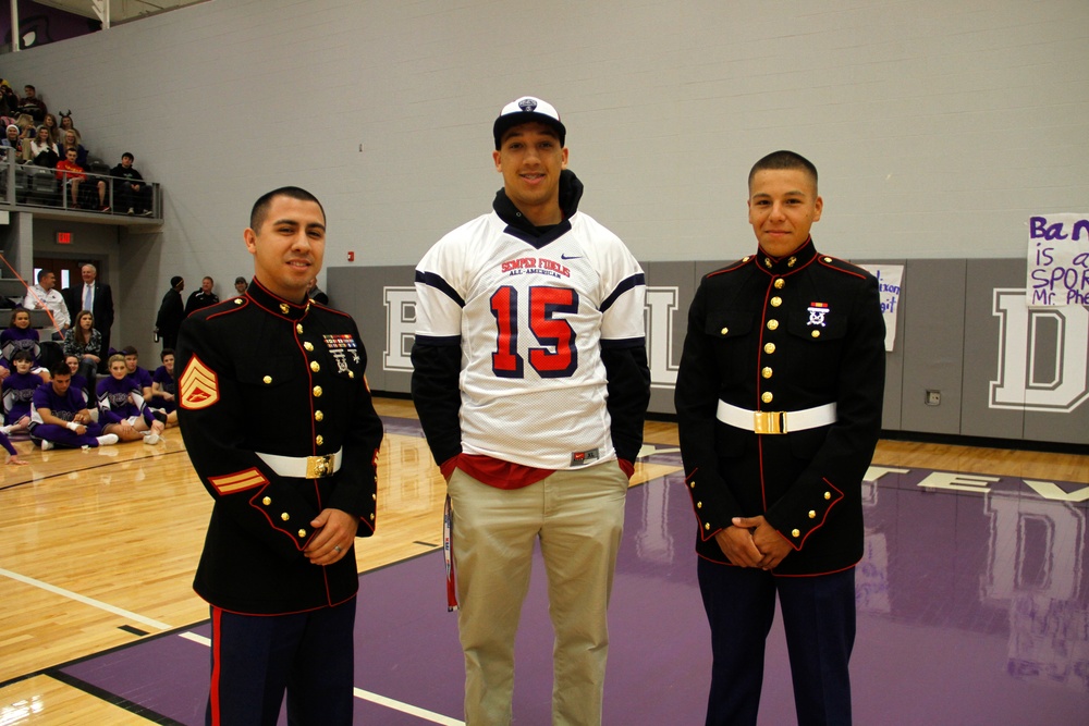 Fayetteville High School All-State tight end selected to 2015 Semper Fidelis All-American Bowl