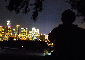 15th MEU Marines conduct raid in LA