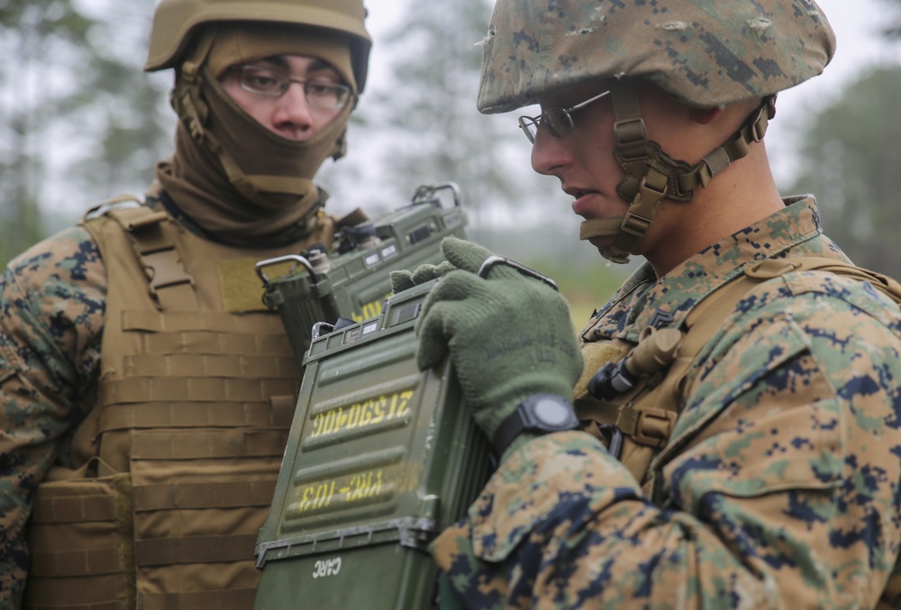 dvids-images-communication-data-marines-work-together-to-gain