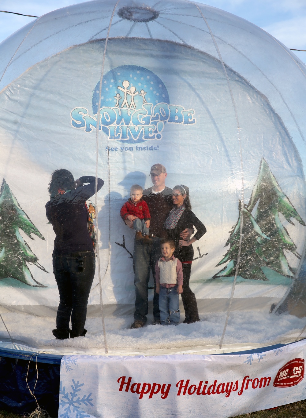 Families kick off holiday season with Winterfest