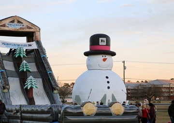 Families kick off holiday season with Winterfest