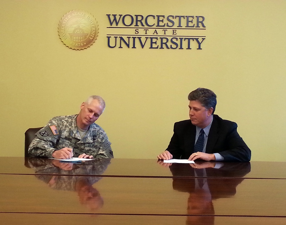 District Engineer signs STEM agreement with Worcester State University