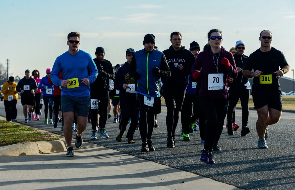 Runners participate in 5th annual Race Round' the Base