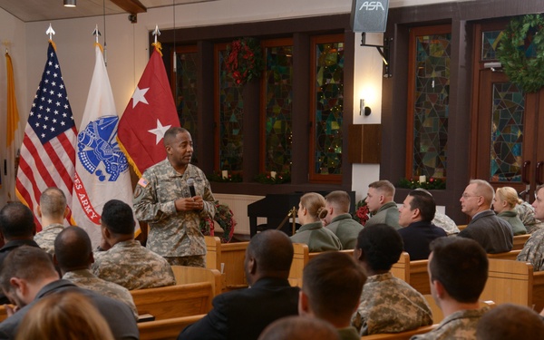 Lt. Gen. Robert S. Ferrell all-hands meeting