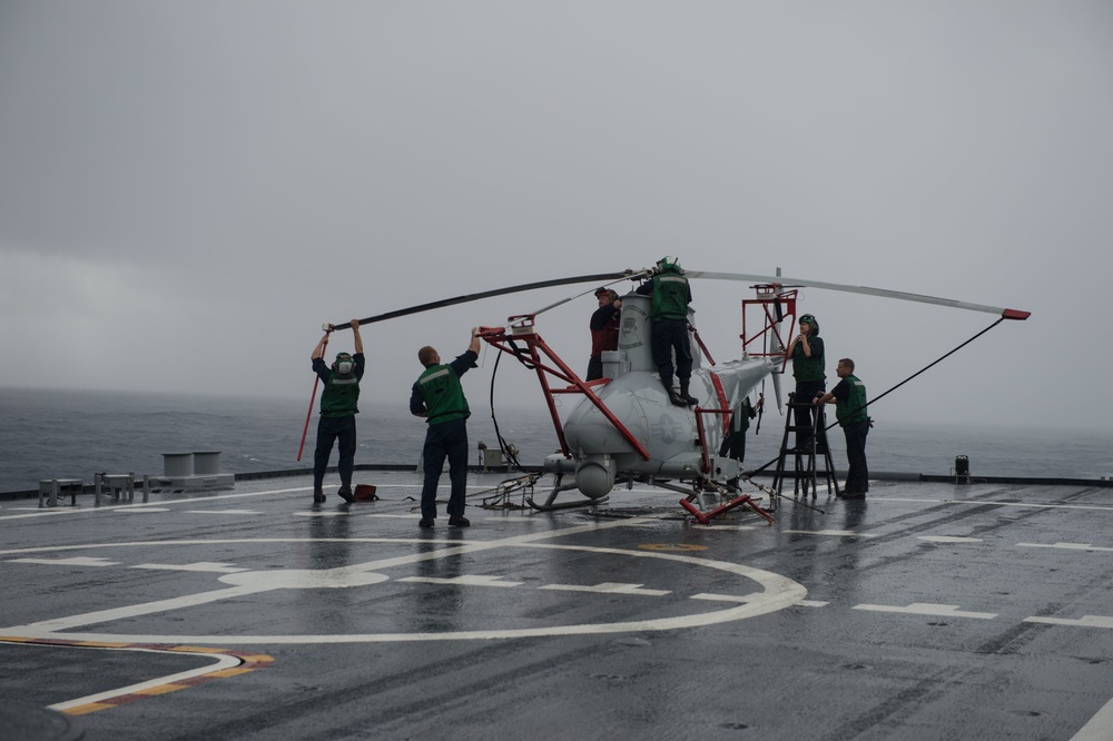 Fire Scout aboard the lttoral combat ship USS Fort Worth (LCS 33)