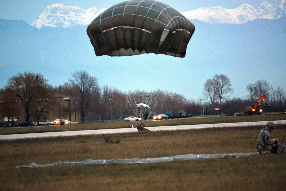 173rd Airborne conducts airfield seizure in Rivolto, Dec. 10, 2014