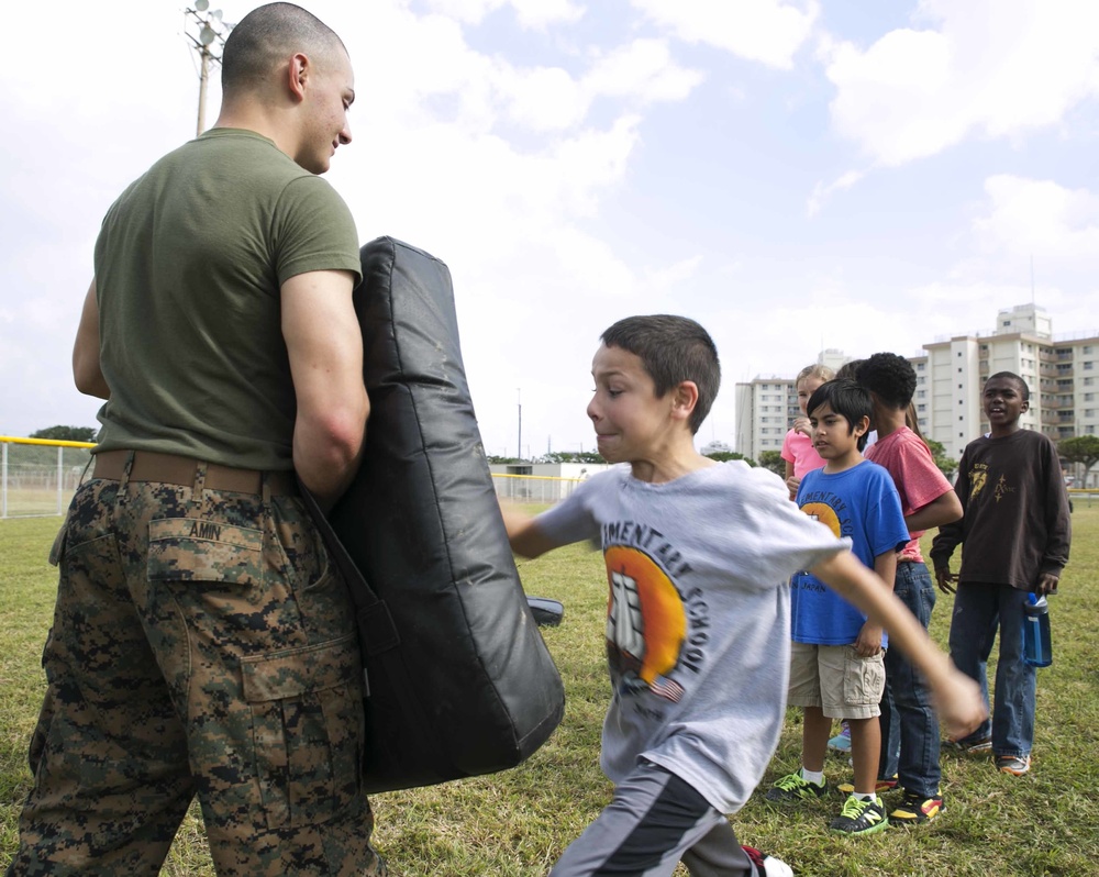 Warrior Day teaches children about parents’ life in Marine Corps