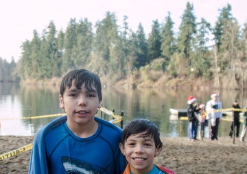 JBLM families jump into the first Polar Skip &amp; Dip Race