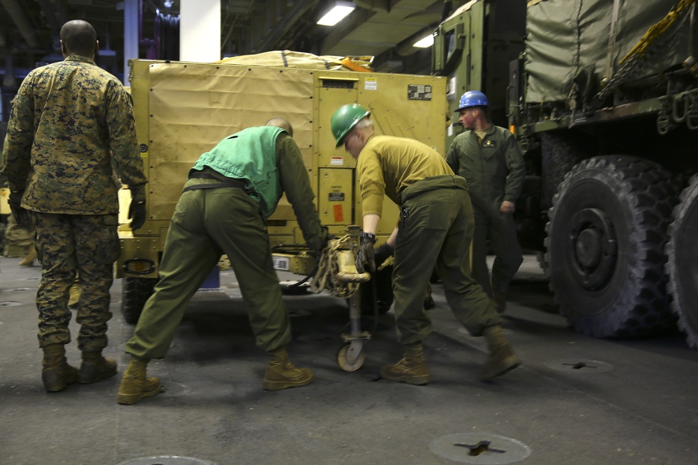 DVIDS - Images - Marines, sailors begin deployment [Image 9 of 9]