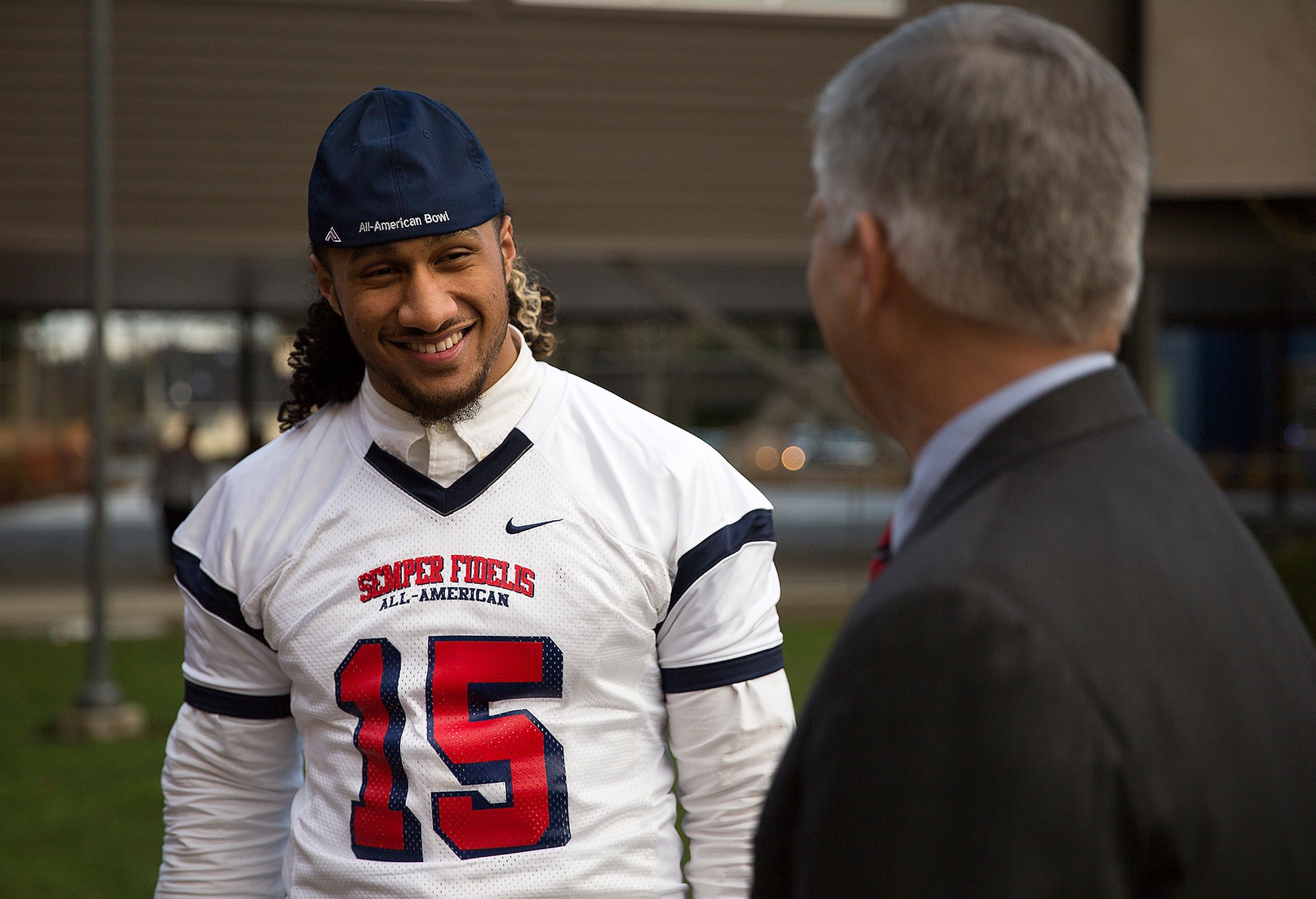 DVIDS - Images - Yakima football star, University of Oregon commit selected  for Marines' 2015 Semper Fidelis All-American Bowl [Image 5 of 12]