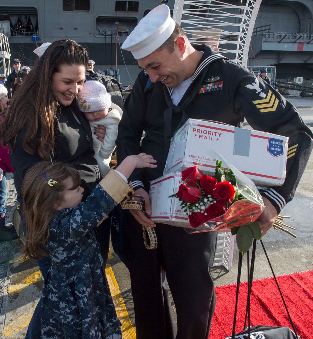 USS Rodney M. Davis returns from final deployment