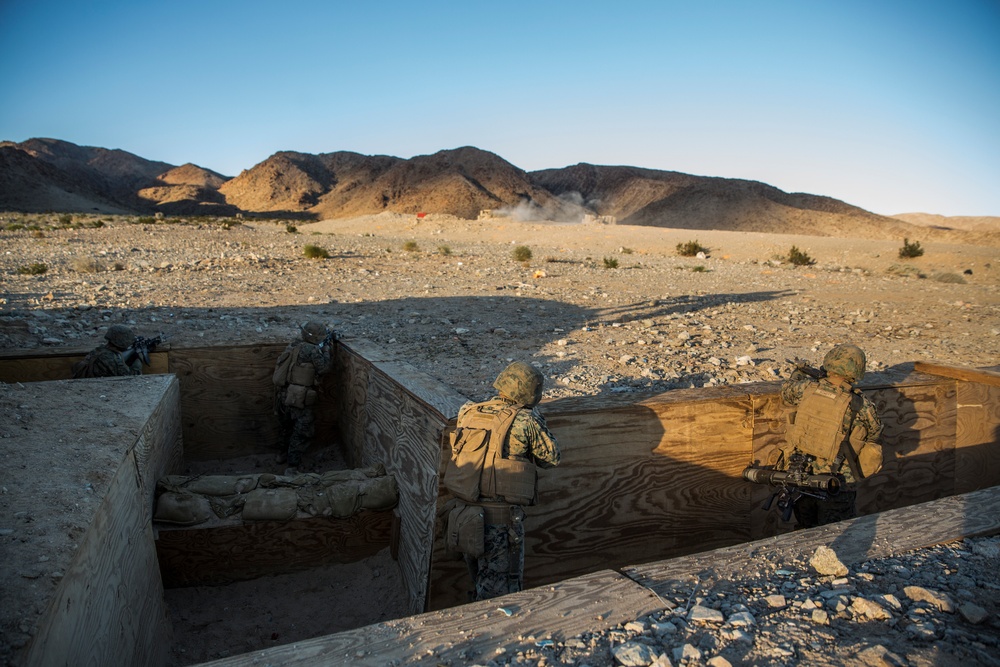 15th MEU Marines train in combined arms training
