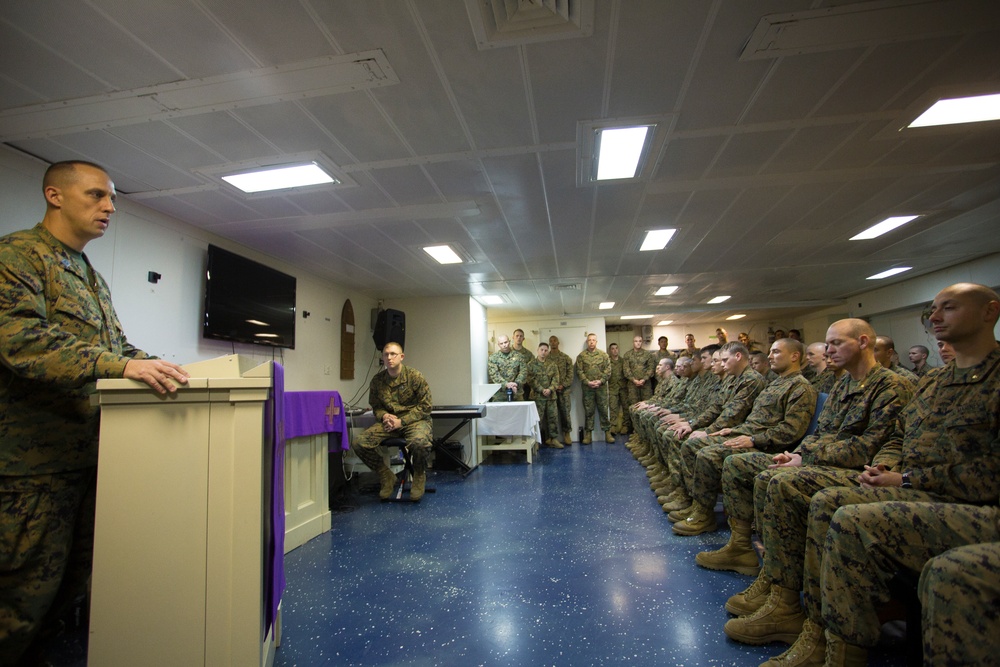 BLT 3/6 Holds First LCpl. Seminar At Sea