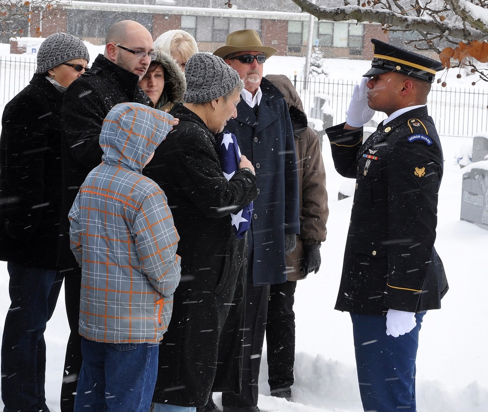 New York Army National Guard to conduct 9,600 military funerals in 2014