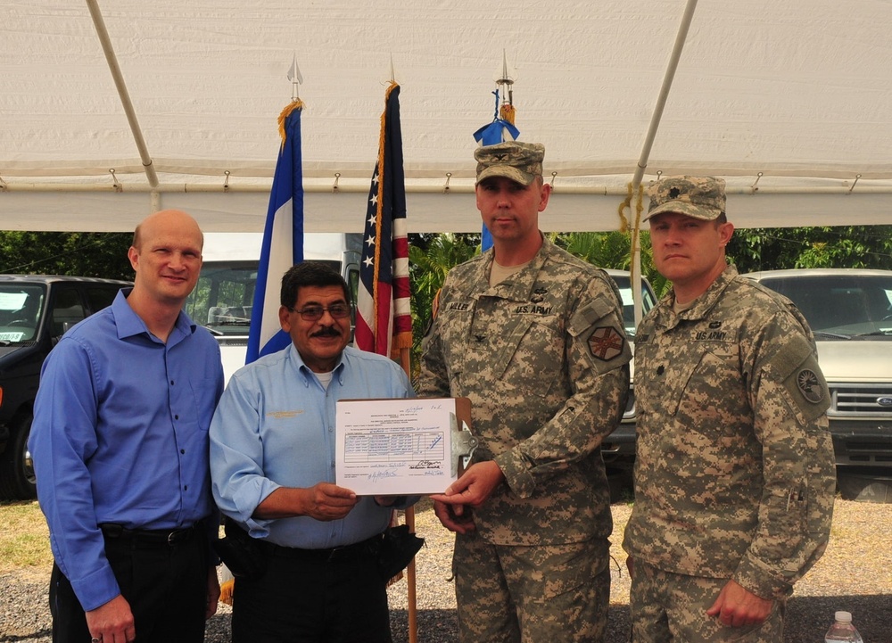 JTF-Bravo and ASA helps COPECO with a donation