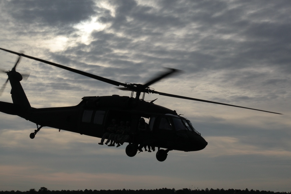 UH-60 Black Hawk jump, 3rd MISB(A), Fort Bragg, NC