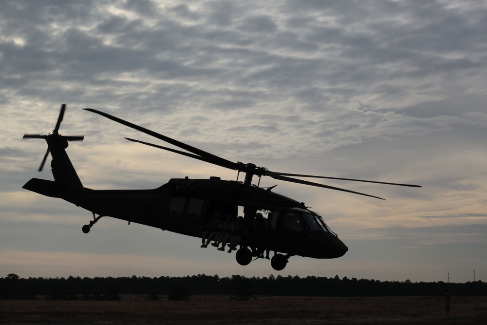 UH-60 Black Hawk jump, 3rd MISB(A), Fort Bragg, NC