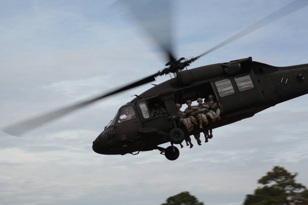 UH-60 Black Hawk jump, 3rd MISB(A), Fort Bragg, NC