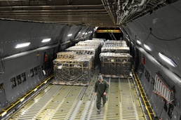 Reserve squadron airlifts humanitarian supplies to Nicaragua in time for holidays