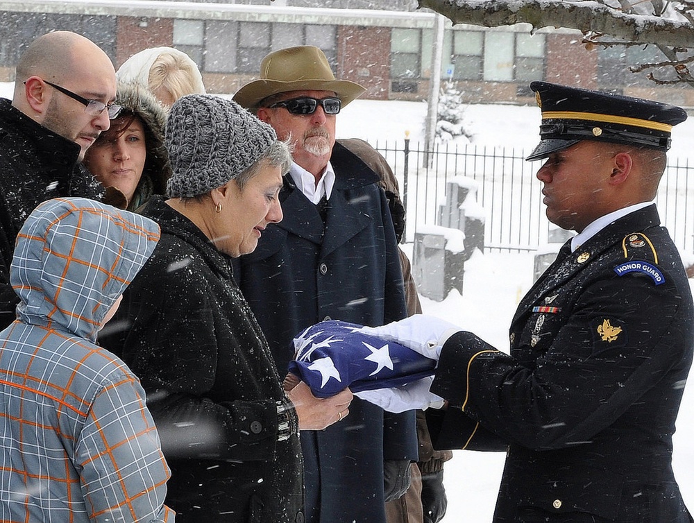 New York Army National Guard Soldier honors veteran