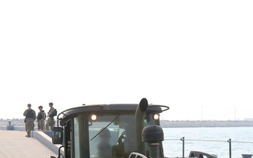 11th MEU Marines return to USS Comstock from Red Reef 15