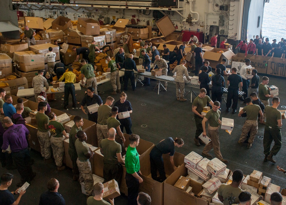 USS Makin Island (LHD 8) mail call