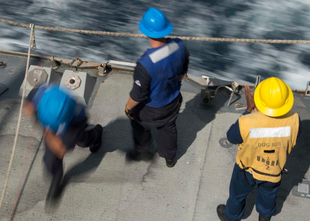 USS Dewey replenishment